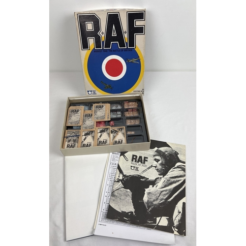 160 - RAF August 1940: The battle of Britain - Solitaire air combat war game from West End Games, 1986. Co... 