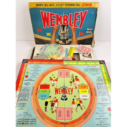 185 - Vintage 1960's Wembley board game from Ariel Productions. Some damage to box and 5 dice missing.