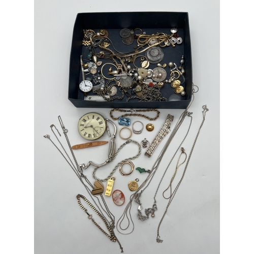 1111 - A tray of assorted vintage and modern jewellery, watches and coins. To include silver Greek key desi... 