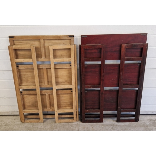 1401 - 2 vintage wooden 3 shelf folding book stands, one light wood and one mahogany coloured. Largest appr... 