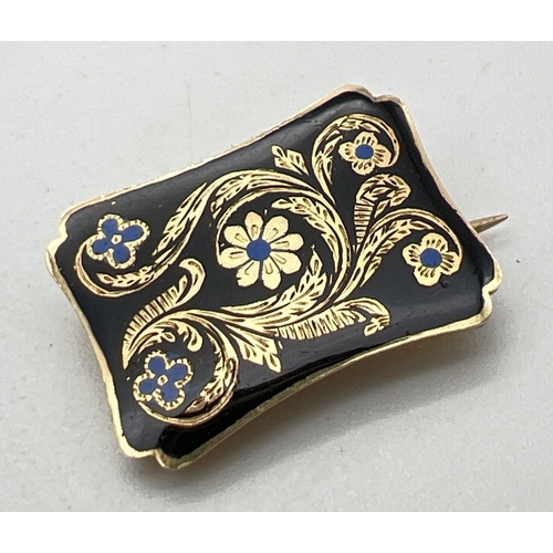 1103 - An early Victorian enamelled 18ct gold mourning brooch with woven hair panel to reverse and engraved... 