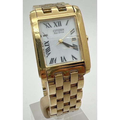 1184 - A men's Citizen Eco-Drive E010-S004012 HST wristwatch. Square gold tone stainless steel case and str... 