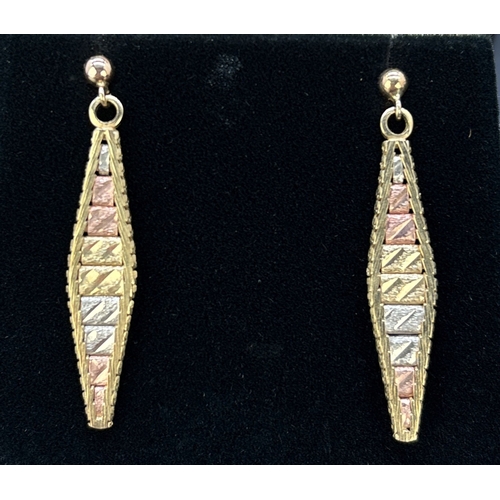 88 - A pair of vintage tri coloured 9ct gold marquise shaped drop earrings. each earring holds 9 rose, wh... 