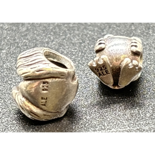 1095 - 5 Pandora silver animal and bird charms. Comprising: rabbit, frog, swan, turtle and a hedgehog. Silv... 