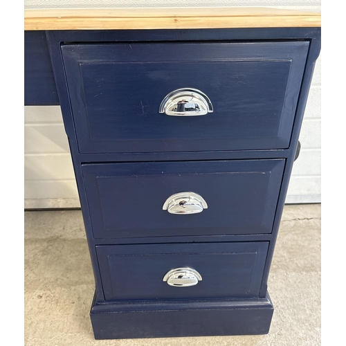 1434 - A pine dressing table/desk with 2 matching bedside cabinets, painted dark blue and with chrome cup h... 