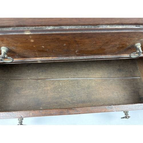 1391 - An antique mahogany 2 sectional specimen/apothecary chest with brass drop handles. Lift off top sect... 