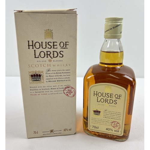 1350 - A boxed 70cl bottle of House of Lords deluxe blended scotch whisky by William Whiteley & Co.