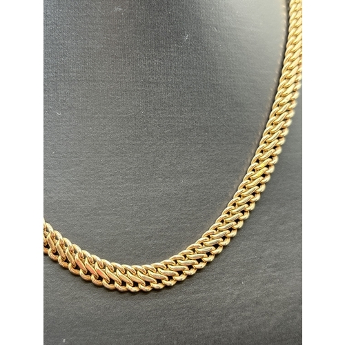 1047 - A 9ct gold 16