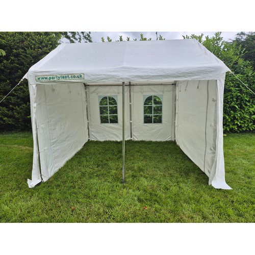 1405 - A superior quality party tent/marquee, 4m x 4m. 5 waterproof sheets (4 sides & top), 2 side sheets h... 