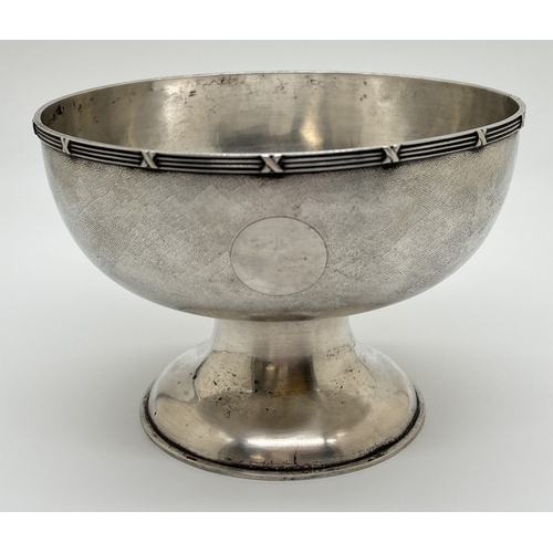 1235 - An early 20th century Zeewo Chinese export silver pedestal bowl with hammered design and empty circu... 