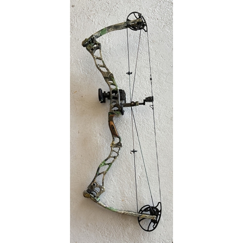 1264 - A Cased Bow Tech 101st Airbourne right hand compound bow with arrows and accessories. 8 field point ... 