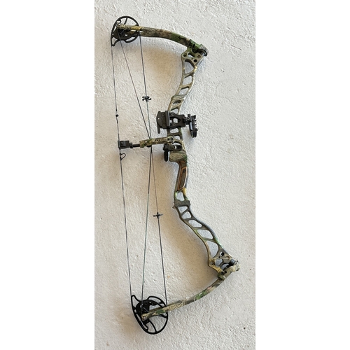 1264 - A Cased Bow Tech 101st Airbourne right hand compound bow with arrows and accessories. 8 field point ... 