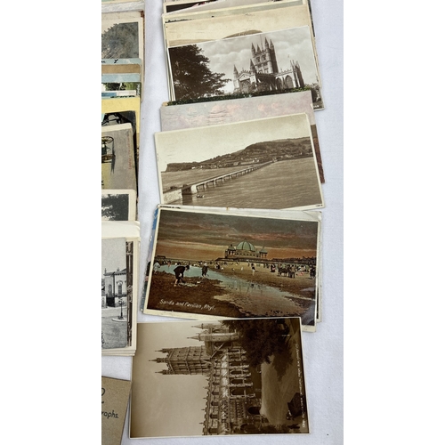 245 - Approx. 325 assorted black & white and coloured vintage British postcards to include RP's. To includ... 