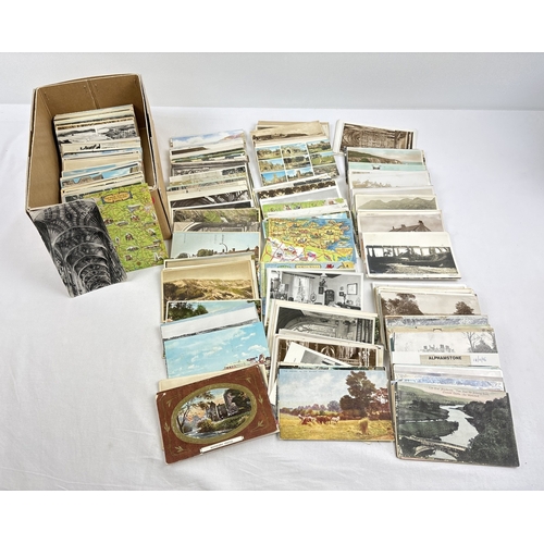 247 - 400 assorted Edwardian & vintage black & white and coloured British postcards, to include RP's. In a... 