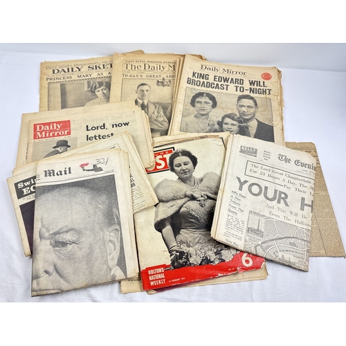 115 - A collection of assorted early to mid 20th century commemorative newspapers & magazines. To include ... 