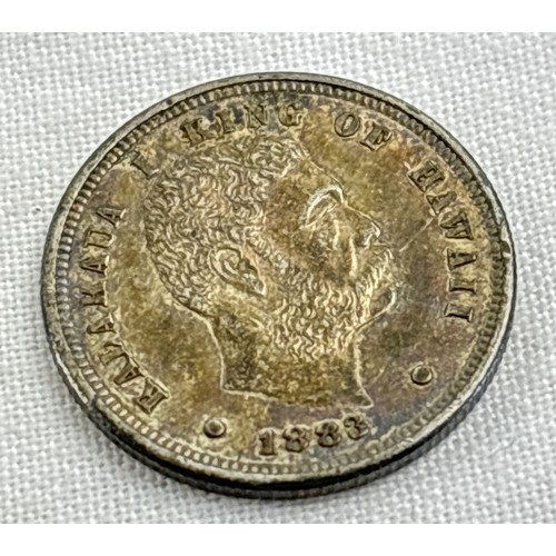 30 - An 1883 silver Hawaii (US) One dime coin with bust of King Kalākaua to obverse and wreath & crown to...