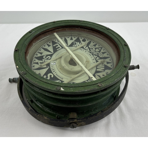 1316 - A large vintage ships Fleetwood binnacle gimbal compass, with painted green housing. Approx. 13cm ta... 