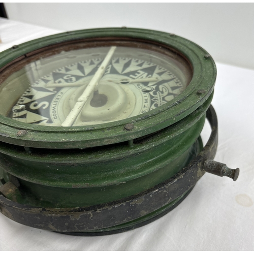 1316 - A large vintage ships Fleetwood binnacle gimbal compass, with painted green housing. Approx. 13cm ta... 