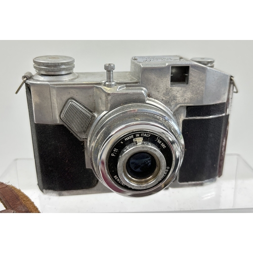 1334 - 2 vintage cased cameras together with a Western Master III universal exposure meter in original case... 