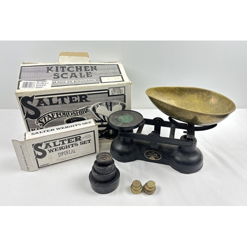 1198 - A boxed set of Salter kitchen balance scales with brass scoop and a boxed imperial weights set.