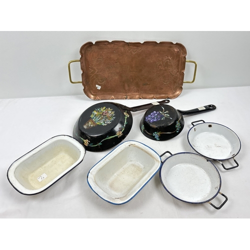 1190 - An Art Nouveau copper and brass tray with sinuous line design. Together with 2 small frying pans wit... 