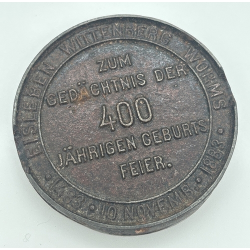 1322 - A bronze 1883 medallion commemorating 400 years of Doctor Martin Luther Reformator. Original hanging... 