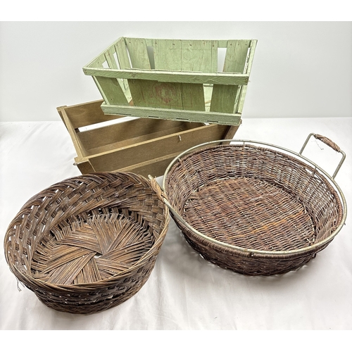 1326 - 2 circular bread/fruit baskets together with a Spanish tomato crate, painted green and another woode... 