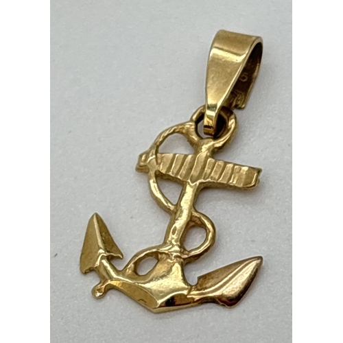 78 - A 14ct gold pendant in the form of an anchor with rope. Gold marks to inside of bale. Approx. 2cm lo... 