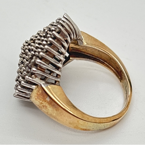 1011 - A vintage 9ct gold 1ct diamond cluster ring with central small round cut diamond & 6 concentric circ... 