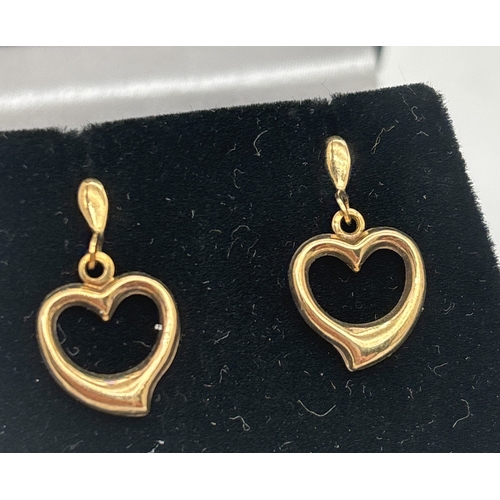 1090 - 3 pairs of 9ct yellow gold drop style earrings. A pair of pearl drops that convert to studs, a pair ... 