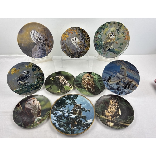 1236 - 10 assorted ceramic collectors plates with owl decoration. A set of 8 Ltd edition Royal Doulton 8