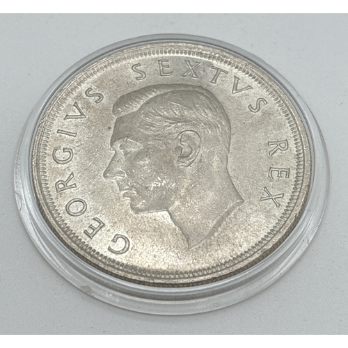 29 - A 1952 George VI South African .500 silver 5 shilling coin for 300th Cape Town Anniversary. George V... 