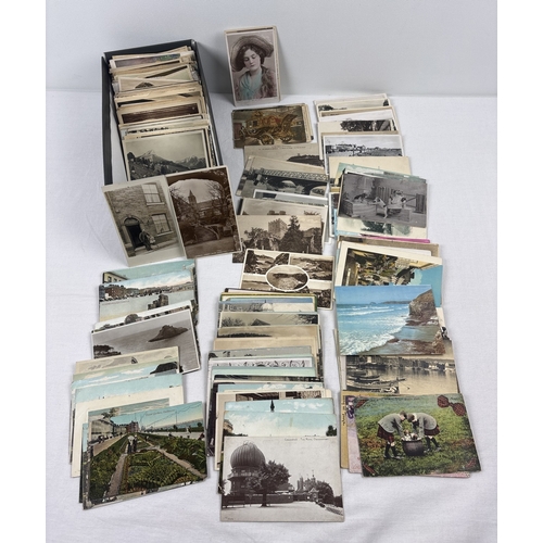 71 - A box of approx. 450 assorted late Victorian & vintage postcards to include coastal scenes, street s... 