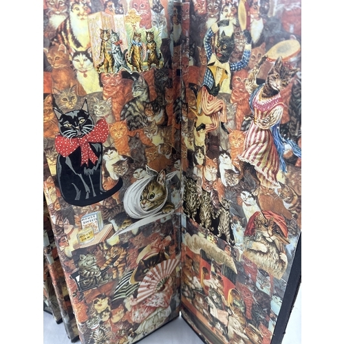 108 - A vintage folding table divider/screen with decoupage decoration both sides featuring cats. Screen m... 