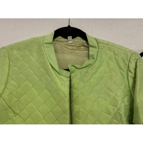 1401 - A 1960's lime green silk sleeveless shift dress and matching jacket by Robert Dorland, London. Quilt... 