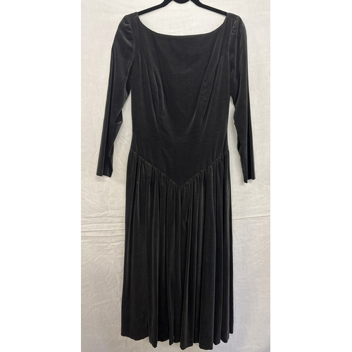 1407 - A 1980's grey velvet long sleeve drop waist dress by Java, size M. Invisible zip to back.