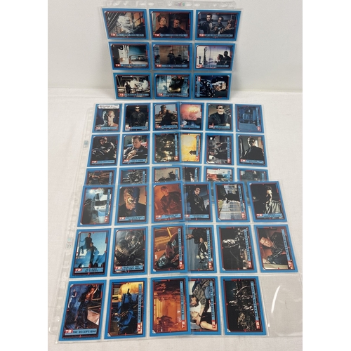 8 - 3 complete base sets of trading cards: Terminator 2 by Topps, 1991 (#1-44), Mars Attacks widevision ... 
