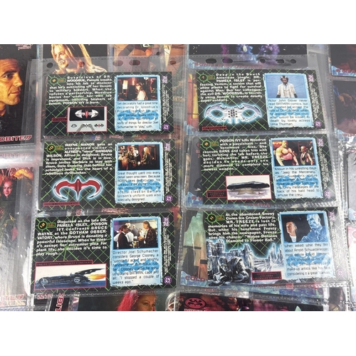 9 - 3 complete base sets of trading cards: X-Men the Movie by Topps, 2000 (#1-72), The Phantom by Inkwor... 