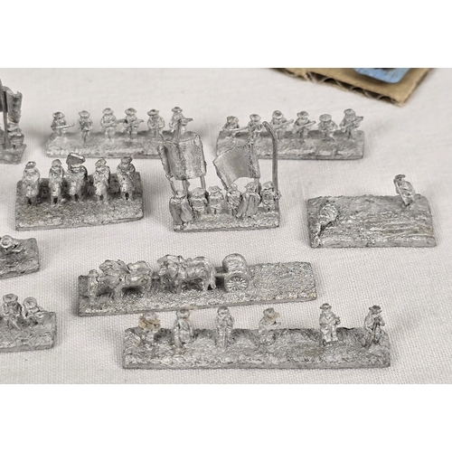 46 - A collection of assorted metal figures to include boxed Leaf figures Master of Malta & Hinton Hunt N... 