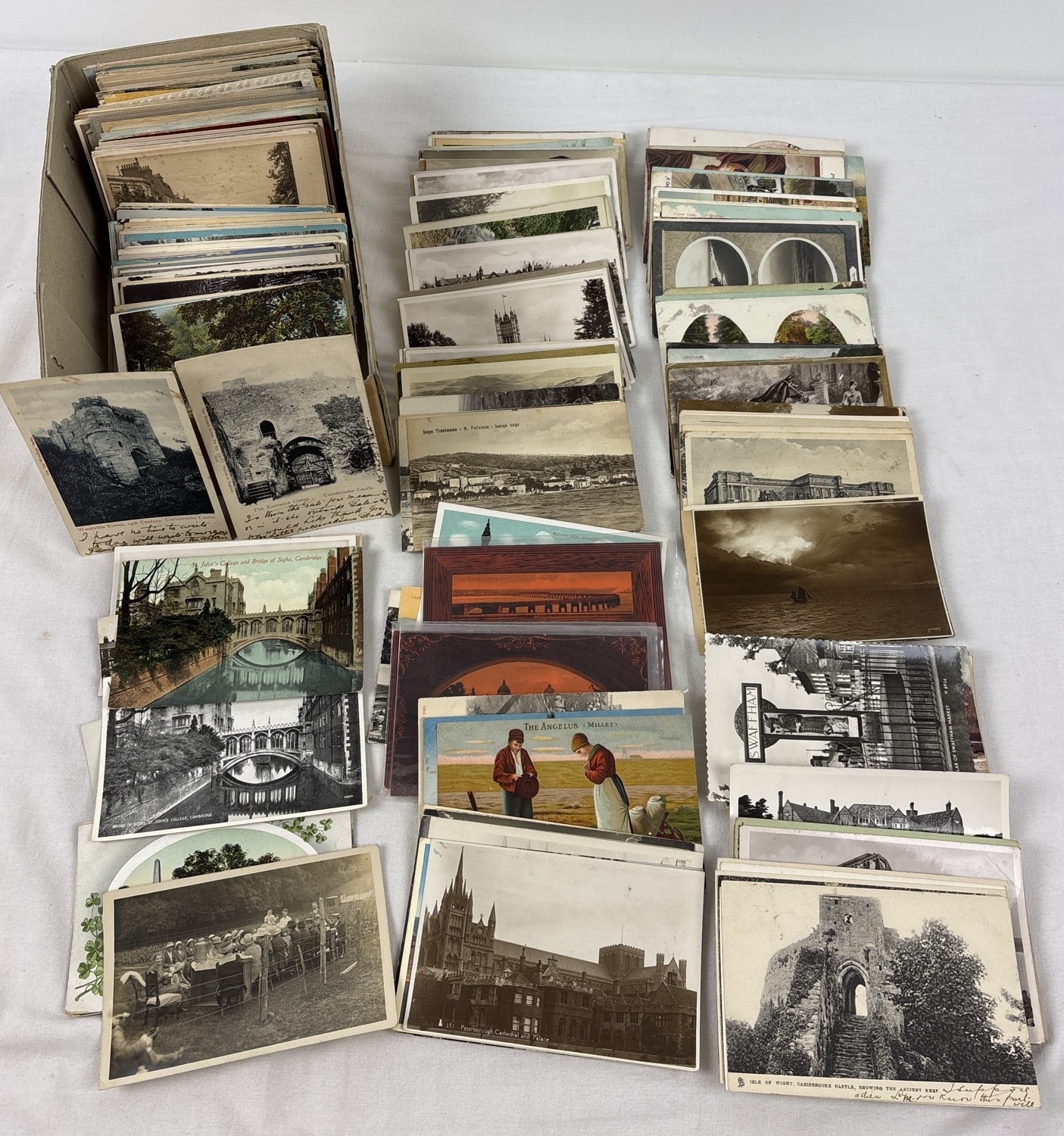A box of 500 assorted Victorian, Edwardian & vintage postcards, mostly ...