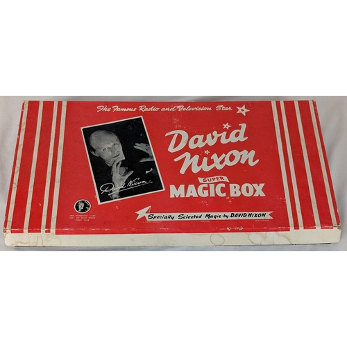 242 - Vintage David Nixon 