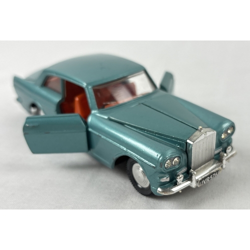 377 - 2 vintage 1960's Dinky Toys diecast cars with reproduction boxes. #127 Rolls Royce Silver Cloud III ... 