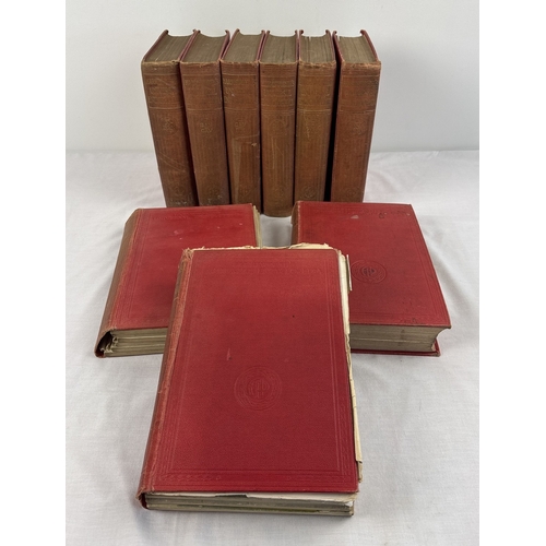 1250 - A set of 9 Harmsworth 1920's Universal Encyclopaedias, edited by J.A. Hammerton. All volumes are bou... 