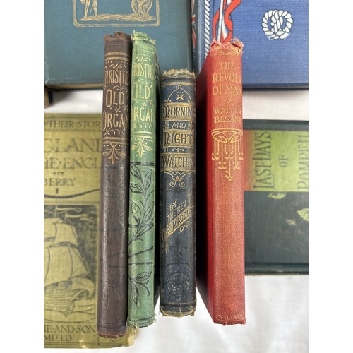 1254 - 20 Art Nouveau, Edwardian and vintage cloth bound books with illustrated & decorative front covers a... 