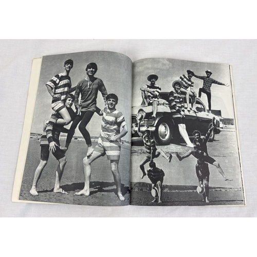 1261 - Meet The Beatles Star Special magazine from World Distributors Ltd, 1963. In excellent condition.