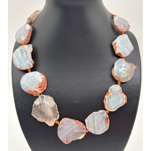 Lot 1032      