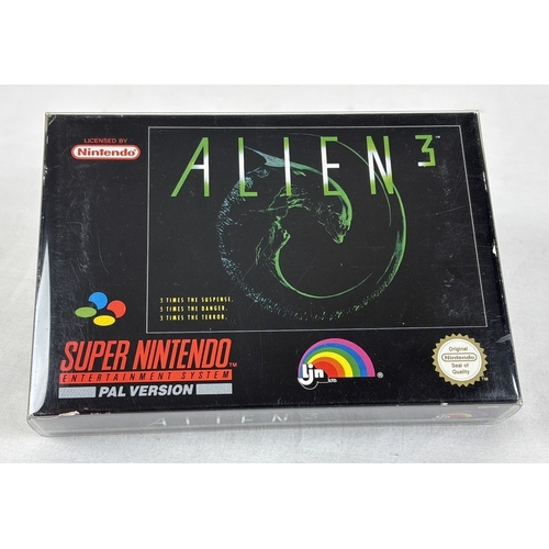 41 - A boxed Alien 3 game for Super Nintendo Entertainment System SNES, complete with game manual. Box ha... 