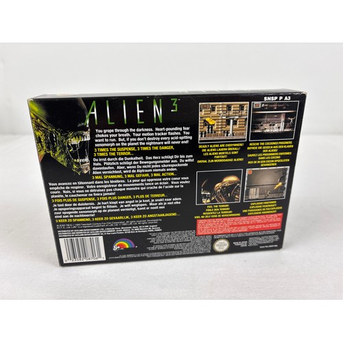 41 - A boxed Alien 3 game for Super Nintendo Entertainment System SNES, complete with game manual. Box ha... 