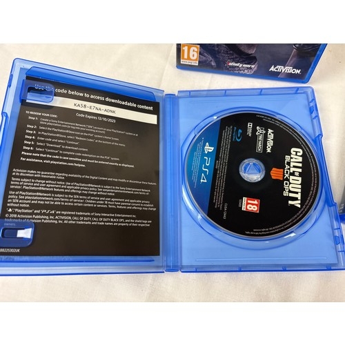 47 - 3 cased PlayStation 4 PS4 Call of Duty first person shooter games. Call of Duty Ghosts, Call of Duty... 