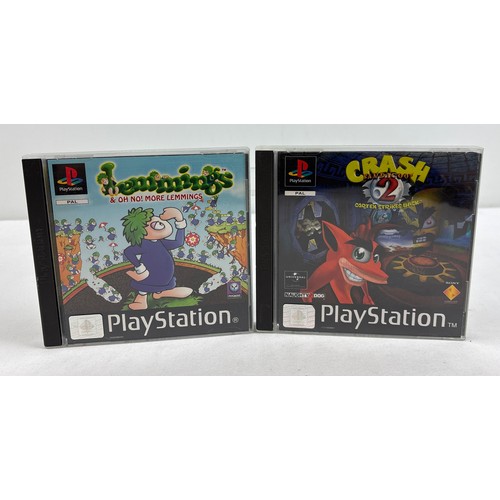 21 - 2 cased Playstation 1 PS1 game discs with manuals. Lemmings & Oh No! More Lemmings, together with Cr... 